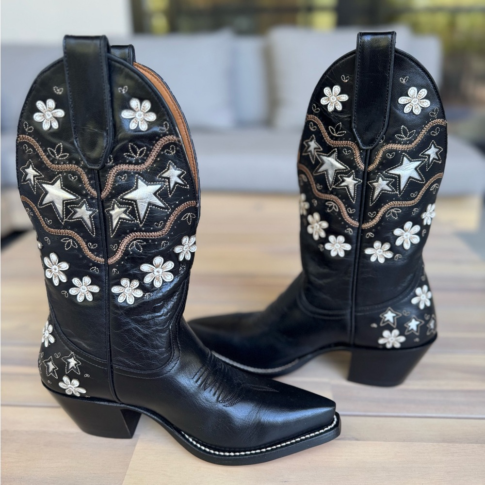 New Black Floral Miron Crosby Wade Boots